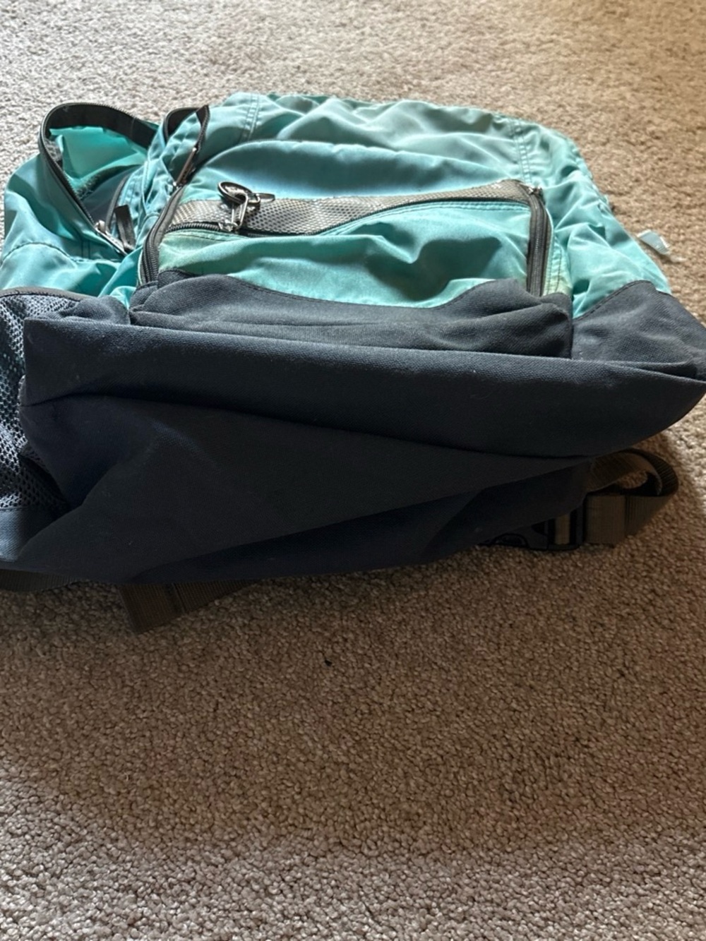 L.L bean backpack - Picture 6 of 6